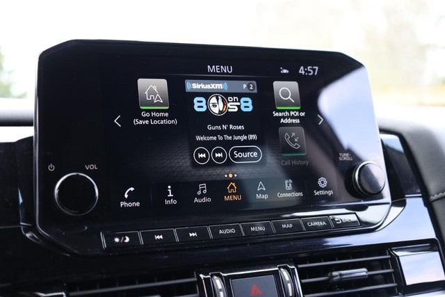 Nissan Pathfinder Vehicle Image 13