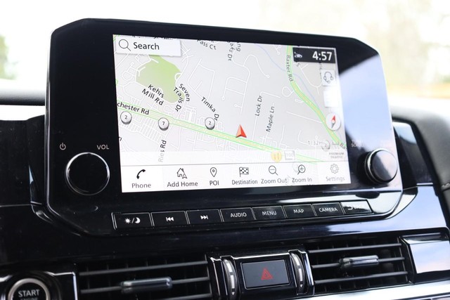 Nissan Pathfinder Vehicle Image 14