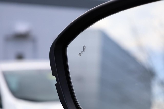 Nissan Pathfinder Vehicle Image 22