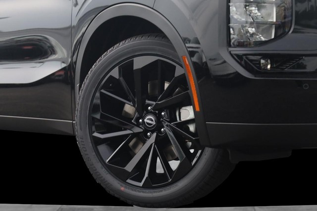 Nissan Rogue Plug-In Hybrid Vehicle Image 03