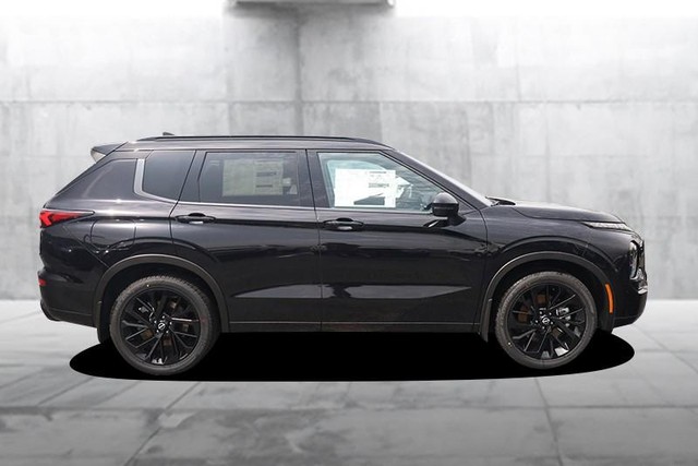 Nissan Rogue Plug-In Hybrid Vehicle Image 05