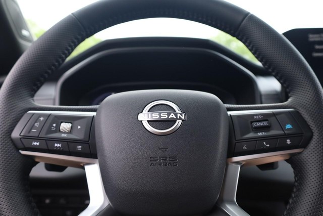 Nissan Rogue Plug-In Hybrid Vehicle Image 10