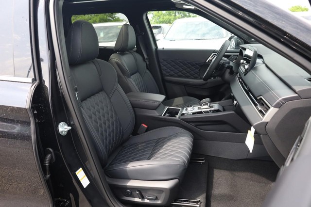 Nissan Rogue Plug-In Hybrid Vehicle Image 27