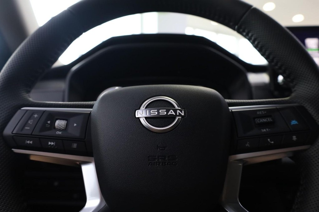Nissan Rogue Plug-In Hybrid Vehicle Image 09