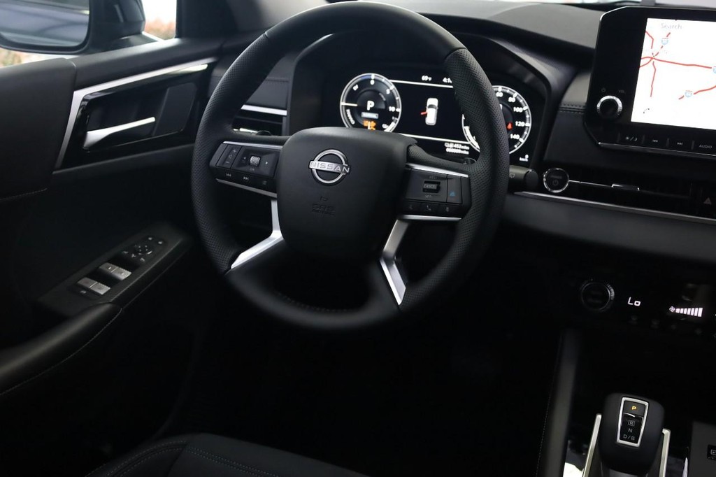 Nissan Rogue Plug-In Hybrid Vehicle Image 20