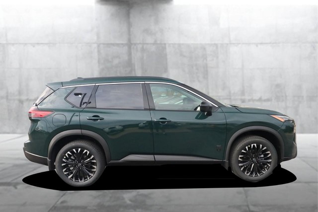 Nissan Rogue Vehicle Image 05