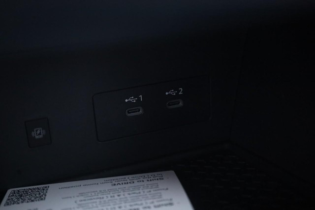 Nissan Pathfinder Vehicle Image 18