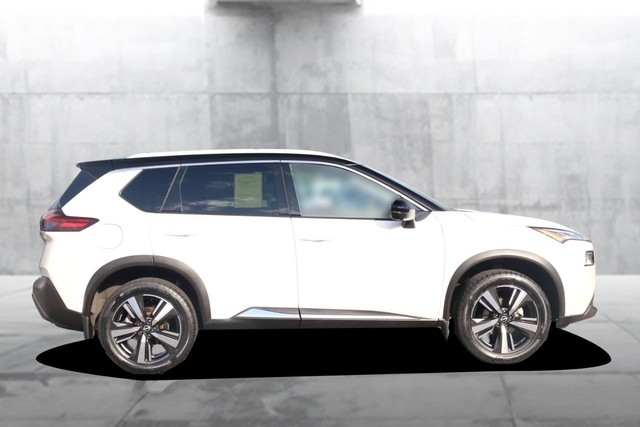 Nissan Rogue Vehicle Image 05