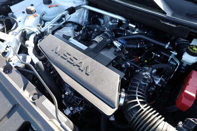 Nissan Rogue Vehicle Image 27