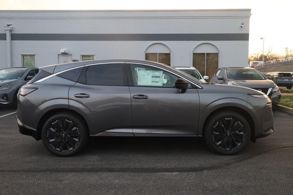 Nissan Murano Vehicle Image 05