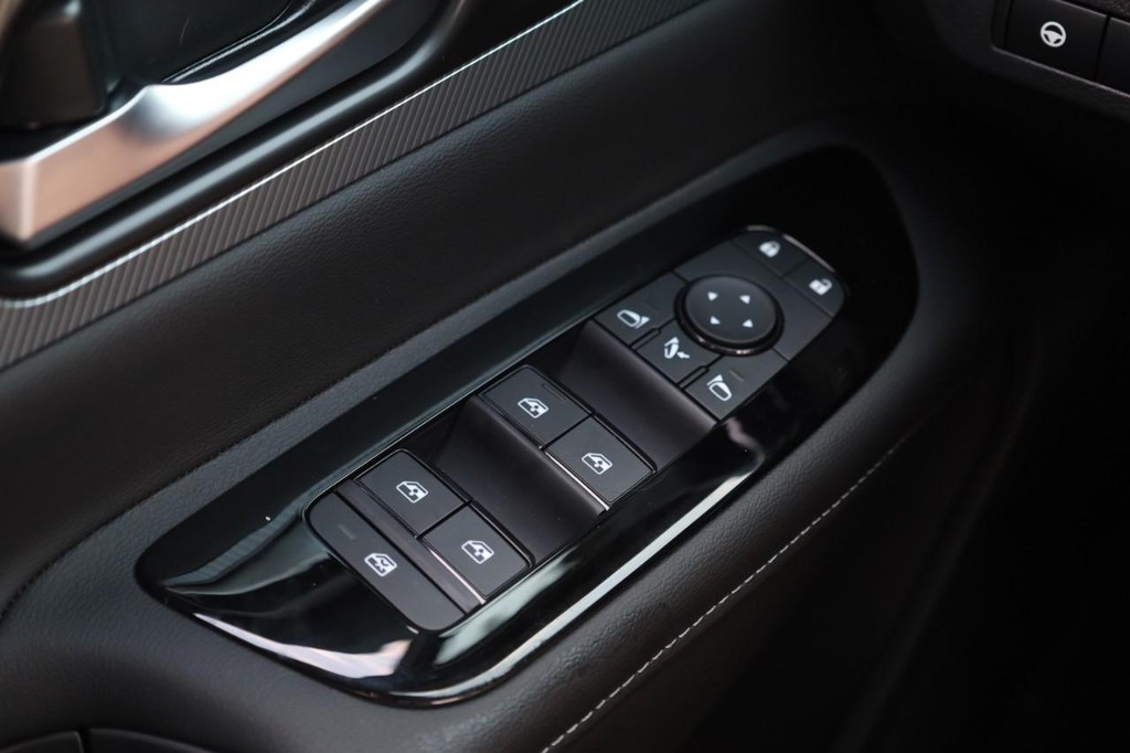 Nissan Murano Vehicle Image 21