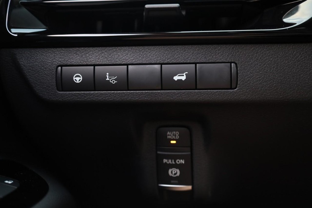 Nissan Murano Vehicle Image 22