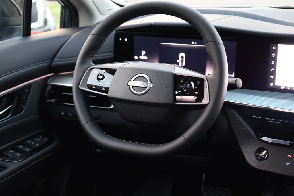 Nissan Murano Vehicle Image 29