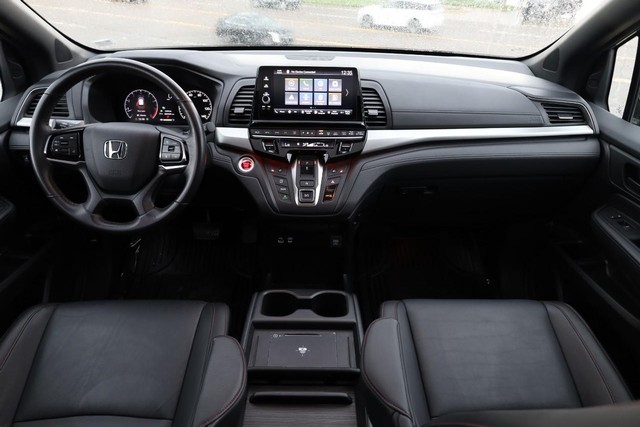 Honda Odyssey Vehicle Image 24