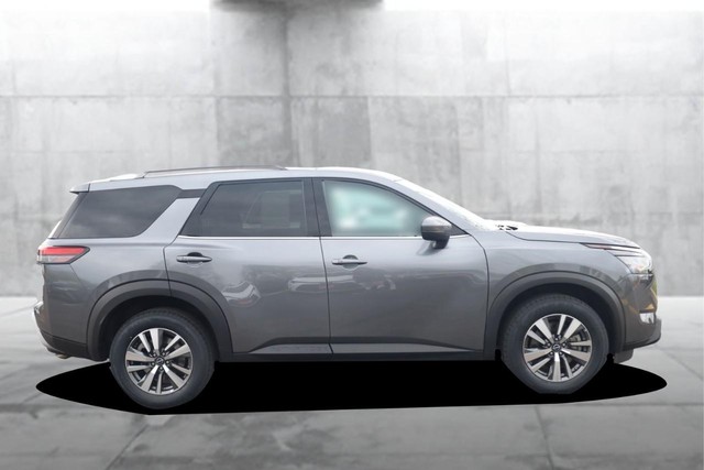 Nissan Pathfinder Vehicle Image 05