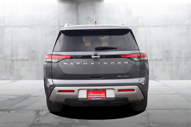 Nissan Pathfinder Vehicle Image 06