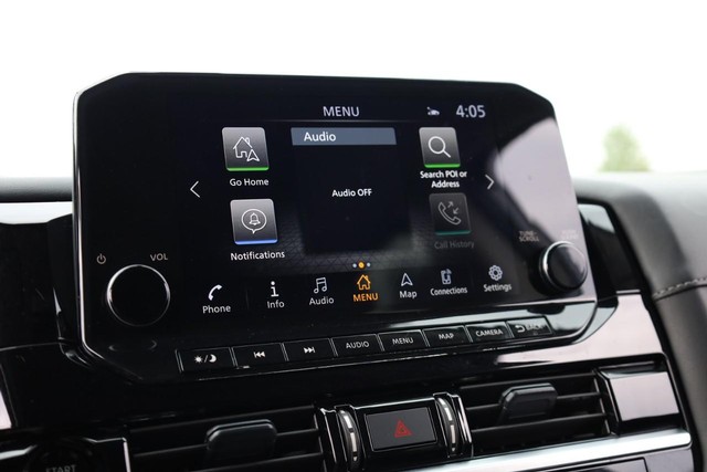 Nissan Pathfinder Vehicle Image 12