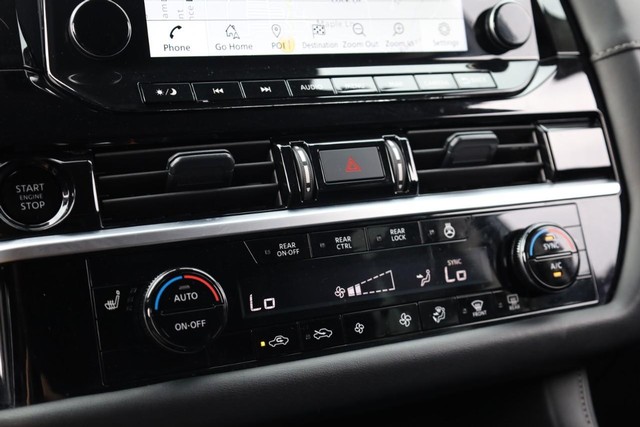 Nissan Pathfinder Vehicle Image 15