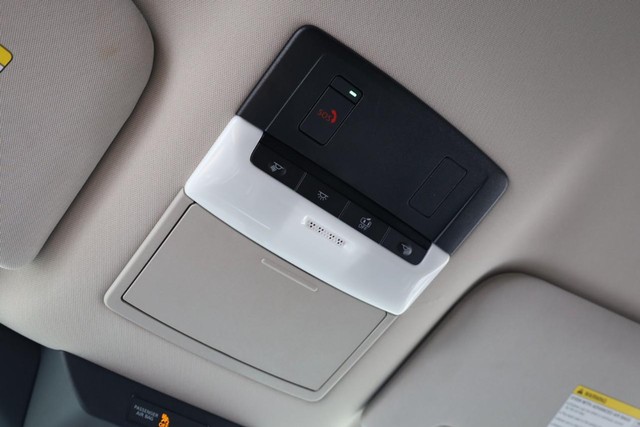 Nissan Pathfinder Vehicle Image 18