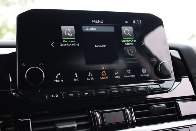 Nissan Pathfinder Vehicle Image 13