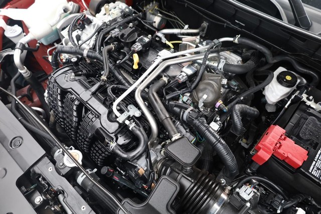 Nissan Altima Vehicle Image 25