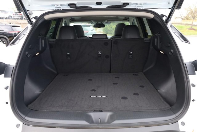 Nissan Murano Vehicle Image 07