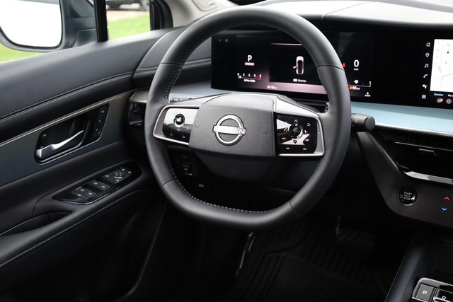 Nissan Murano Vehicle Image 28