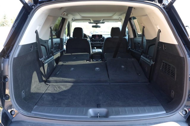 Nissan Pathfinder Vehicle Image 09