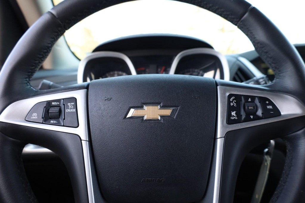 Chevrolet Equinox Vehicle Image 10