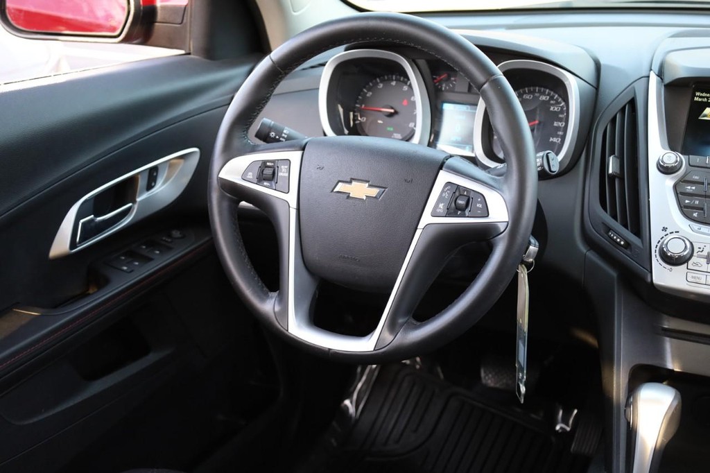 Chevrolet Equinox Vehicle Image 21