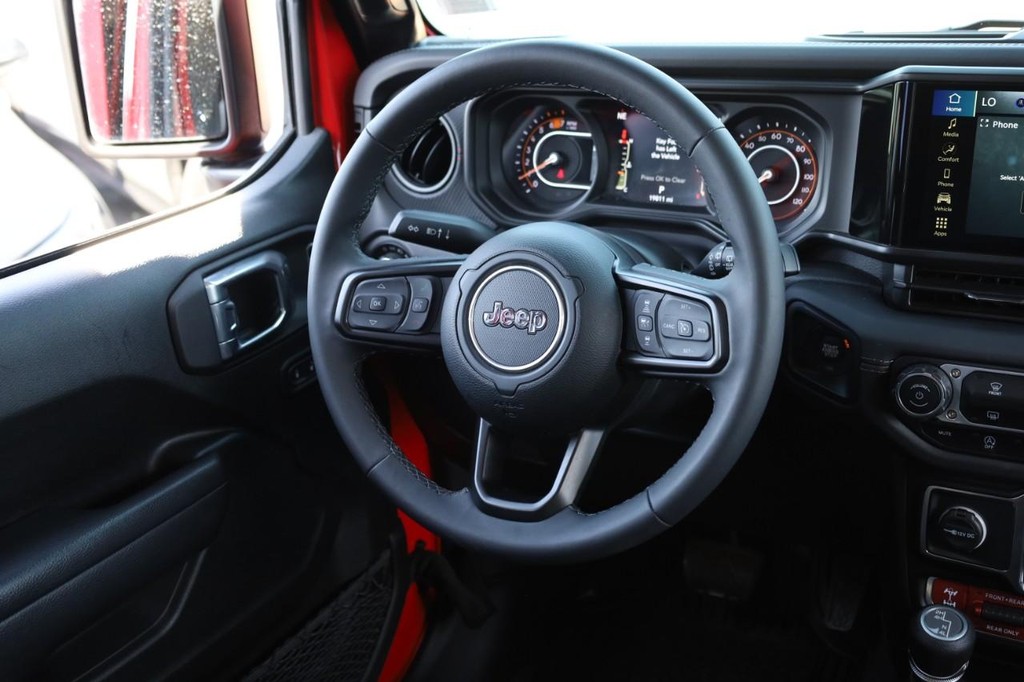 Jeep Wrangler Vehicle Image 22