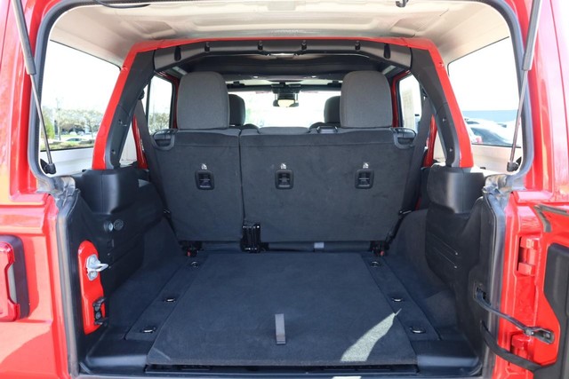 Jeep Wrangler Vehicle Image 07