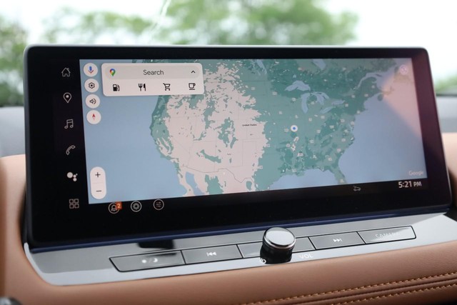 Nissan Rogue Vehicle Full-screen Gallery Image 14