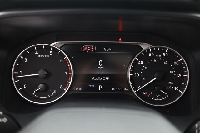 Nissan Rogue Vehicle Image 12