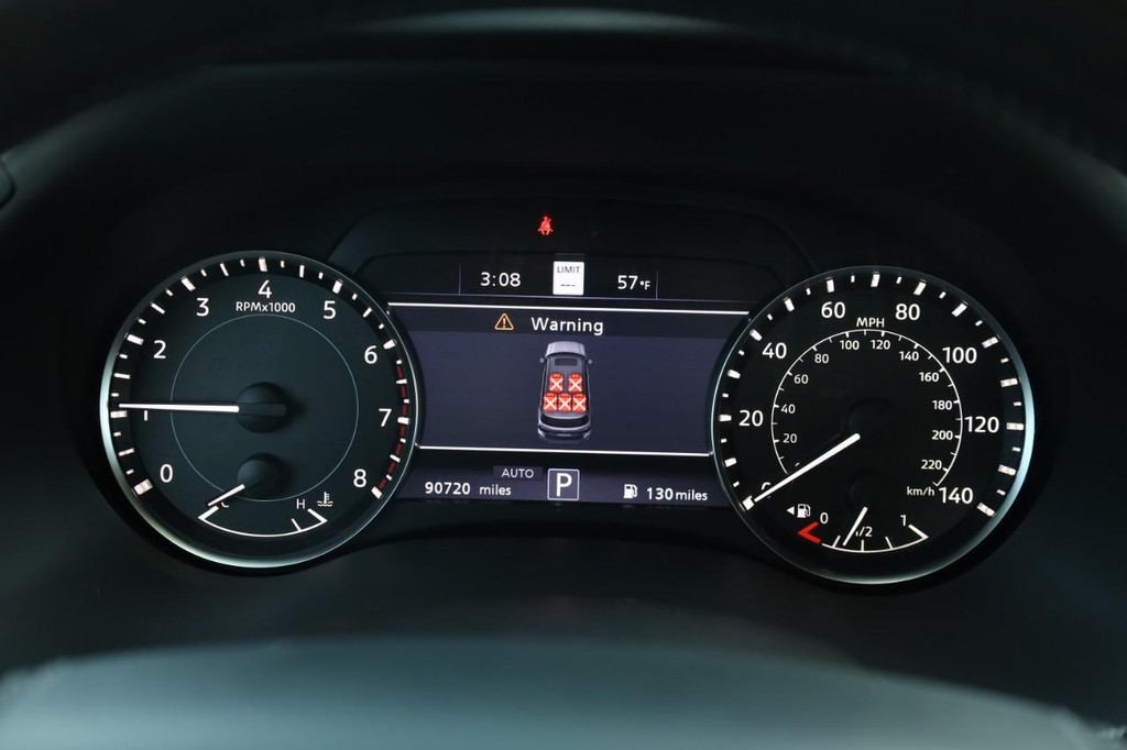 Nissan Armada Vehicle Image 13