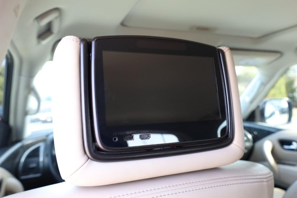 Nissan Armada Vehicle Image 28