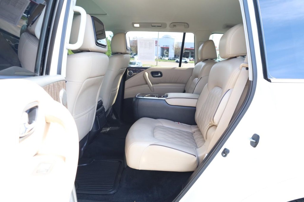 Nissan Armada Vehicle Image 29