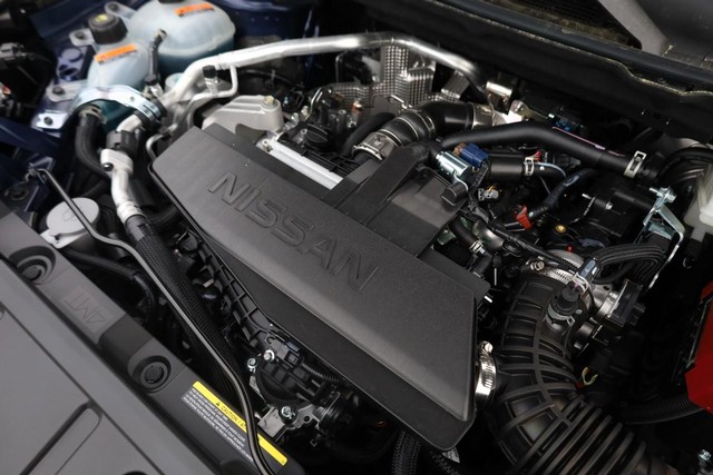 Nissan Rogue Vehicle Image 30