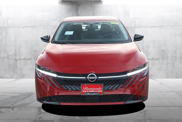 Nissan Sentra Vehicle Image 04