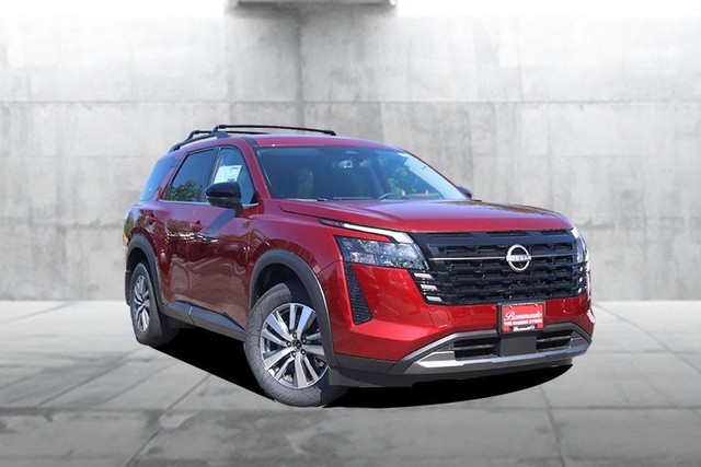 Nissan Pathfinder Vehicle Image 02