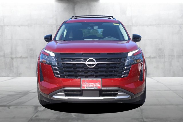 Nissan Pathfinder Vehicle Image 04