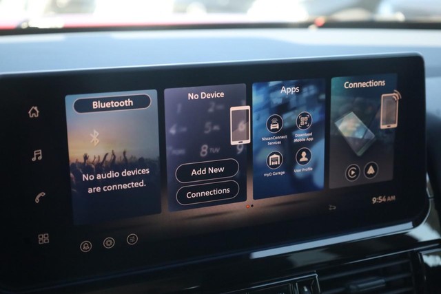 Nissan Pathfinder Vehicle Image 14
