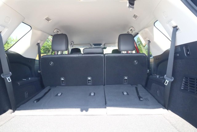 Nissan Pathfinder Vehicle Image 24
