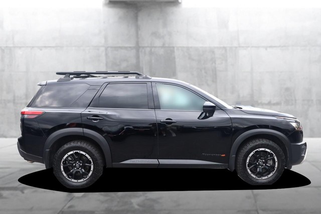Nissan Pathfinder Vehicle Image 05