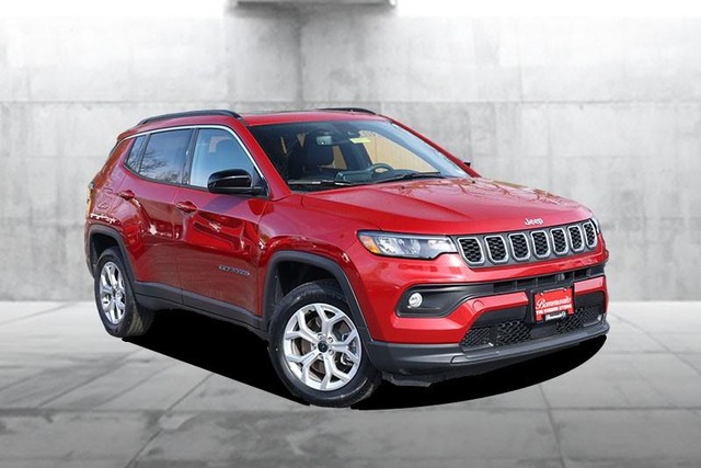 Jeep Compass Vehicle Image 02