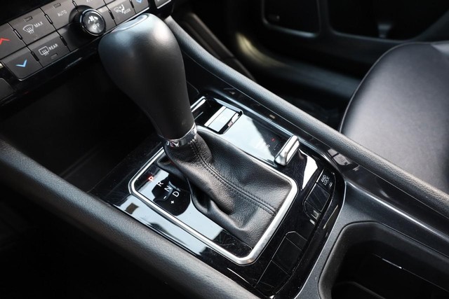 Jeep Compass Vehicle Image 17