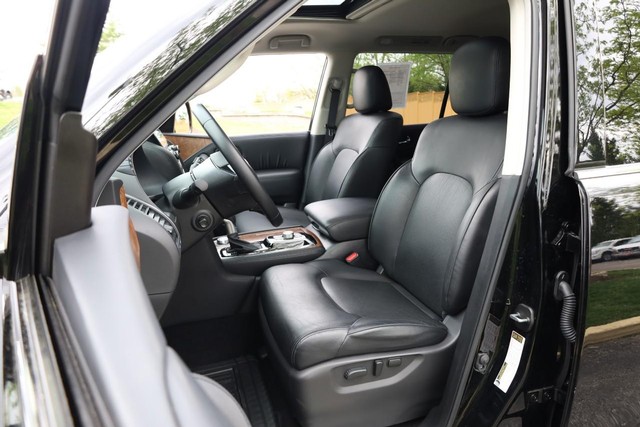 Nissan Armada Vehicle Image 10