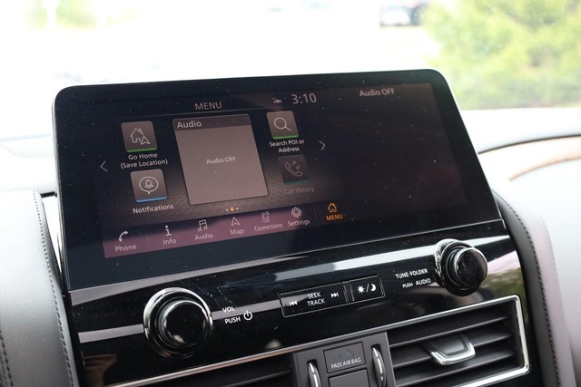 Nissan Armada Vehicle Image 14