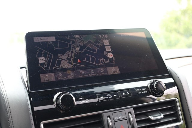 Nissan Armada Vehicle Image 15