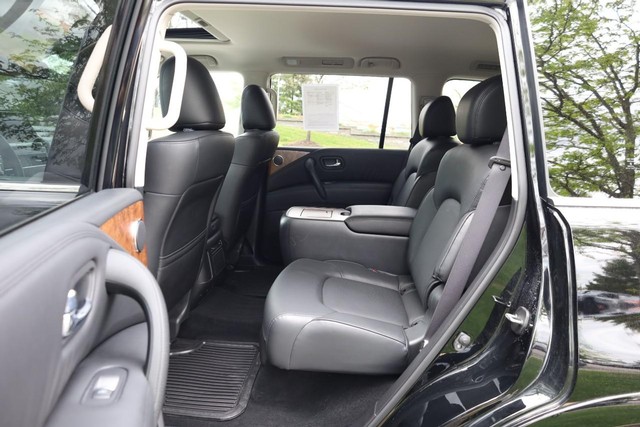 Nissan Armada Vehicle Image 25